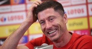 Роберт Левандовскі і Хаві спіймані! Таємна зустріч у ресторані? (ФОТО) Роберт Левандовскі і Хаві спіймані! Таємна зустріч у ресторані? (ФОТО)