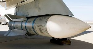 США успішно випробували нову гіперзвукову ракету. Він п’ять разів подолав звуковий бар’єр США успішно випробували нову гіперзвукову ракету. Він п'ять разів подолав звуковий бар'єр