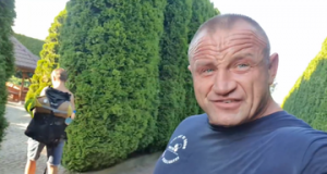 15-річний розвідник чекав перед будинком Пудзяновського. Як відреагував «Пудзян»? (ВІДЕО) 15-річний розвідник чекав перед будинком Пудзяновського. Як відреагував «Пудзян»? (ВІДЕО)