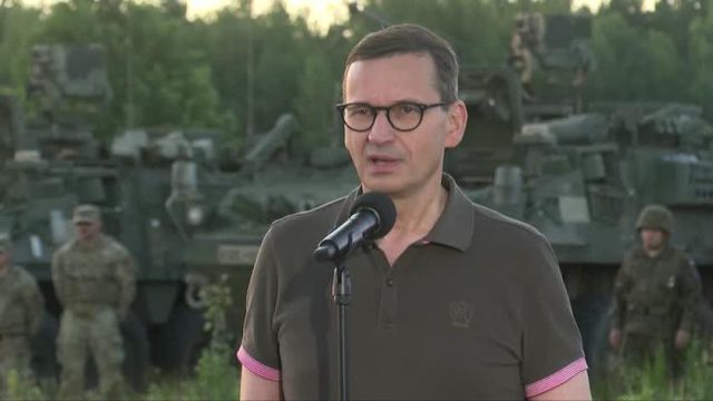 Моравецький подякував військовим за участь у навчаннях багатонаціональної батальйонної бойової групи НАТО