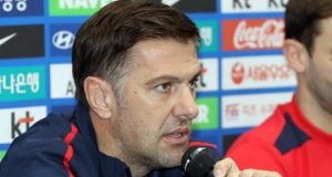 Младен Крстаїч — тренер національної збірної Болгарії з футболу Младен Крстаїч — тренер національної збірної Болгарії з футболу