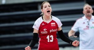 Моніка Ягла представила своє жонглювання. …страждав телефон (ВІДЕО) Моніка Ягла представила своє жонглювання. ...страждав телефон (ВІДЕО)