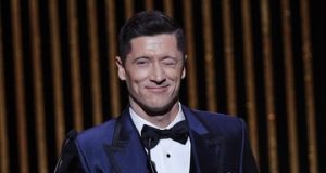 Роберт Левандовскі офіційно є футболістом Барселони Роберт Левандовскі офіційно є футболістом Барселони