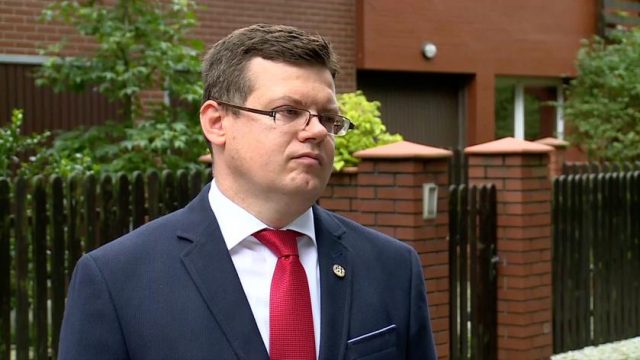 Суддю Якуба Іванця, пов’язаного зі скандалом на ґрунті ненависті, призначили заступником прес-секретаря з дисциплінарних питань Окружного суду у Варшаві
