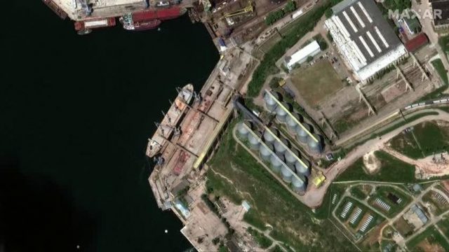 Супутникові знімки показують, як відбувається розкрадання Росією українського зерна