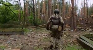 Війна в Україні. Історії українських жінок, які чекають на повернення своїх чоловіків, які борються з російськими окупантами Українці мужньо протистоять Росії