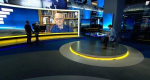 Москва. В результаті вибуху автомобіля загинула Дар’я Дугіна, дочка головного ідеолога Кремля Олександра Дугіна. Коментують Влодзімеж Цімошевич і Кристина Курчаб-Редліх Москва. В результаті вибуху автомобіля загинула Дар'я Дугіна, дочка головного ідеолога Кремля Олександра Дугіна. Коментують Влодзімеж Цімошевич і Кристина Курчаб-Редліх