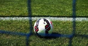 Футболіст зі Сьєрра-Леоне, який приєднається до “Мальме”, пропустив … власне весілля Футболіст зі Сьєрра-Леоне, який приєднається до "Мальме", пропустив ... власне весілля