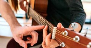 Класичні гітари: будова, особливості догляду, загальні поради