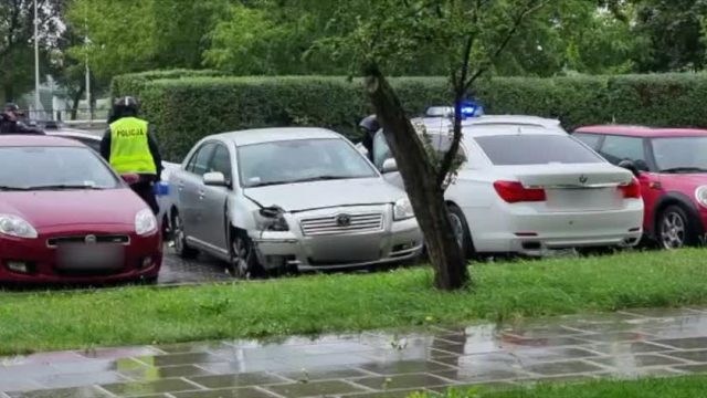 Поліцейські зупинили автомобіль після погоні в Саській Кепі