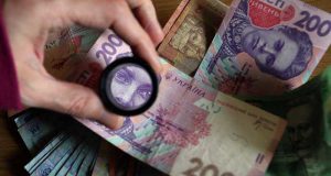 На скільки зростуть зарплати у 2023 році в Україні Яке буде підвищення зарплати у 2023 році в Україні