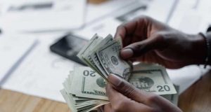 Яким буде в Україні курс долара у 2023 році Яким буде курс долара в Україні у 2023 році. Прогноз