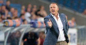 Ліга конференцій. Джон ван ден Бром: Я не розумів слів, які вигукували вболівальники на трибунах, але, можливо, краще Ліга конференцій. Джон ван ден Бром: Я не розумів слів, які вигукували вболівальники на трибунах, але, можливо, краще