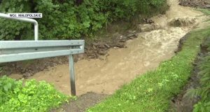 Над Підгаллям пронеслися бурі. Тунель у Поронині вже прохідний Затоплені дороги, садиби в Малопольщі