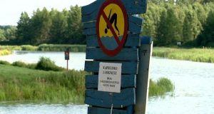 Паб’яніце. 10-річний хлопець тонув на очах у тих, хто загоряв. Через хвилину тривогу забив 12-річний підліток Як тоне людина? П'ять кроків