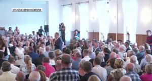 Посібник для HiT. Дональд Туск про Пшемислава Чарнека та фінансування in vitro Туск: якщо таке пропонують польським дітям, це означає, що лиходійству немає меж