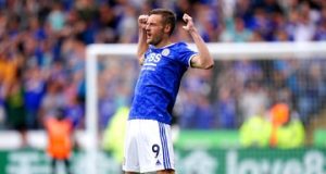 Прем’єр-ліга: Джеймі Варді продовжив контракт з “Лестером”. Прем'єр-ліга: Джеймі Варді продовжив контракт з "Лестером".