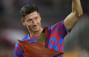 Роберт Левандовскі відкрив сумку. Ми спостерігаємо за відновленням діяльності футбольного клубу-монстра? Роберт Левандовскі відкрив сумку. Ми спостерігаємо за відновленням діяльності футбольного клубу-монстра?