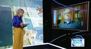 А як щодо грошей від продажу прав на викиди CO2? Міністерство клімату та навколишнього середовища: з 2013 року Польща виділила на кліматичні цілі понад 100 мільярдів злотих Kowalczyk (WWF Polska) з доходом від продажу квот на викиди CO2