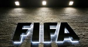 ФІФА відсторонила активіста із Зімбабве за домагання до жінок-суддів ФІФА відсторонила активіста із Зімбабве за домагання до жінок-суддів