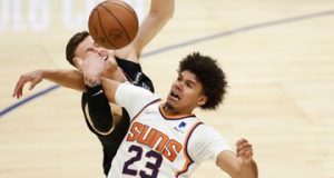 НБА: власника Санз і Мерк’юрі оштрафували на 10 мільйонів доларів НБА: власника Санз і Мерк'юрі оштрафували на 10 мільйонів доларів