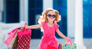 Как выбирать детскую одежду и обувь в интернет-магазине: полезные рекомендации