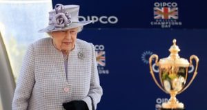 Перегони були найбільшою пристрастю королеви Єлизавети II Перегони були найбільшою пристрастю королеви Єлизавети II