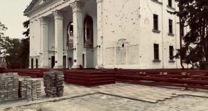 Україна. Полк «Азов»: росіяни утримують 50 жінок «Азовсталі», двоє вагітних Зруйнований театр у Маріуполі (запис 28.08.2022)