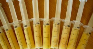 Как принимать маточное молочко в шприцах