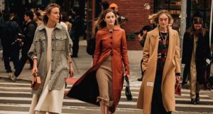 Модні тенденції жіночих пальто 2022 року