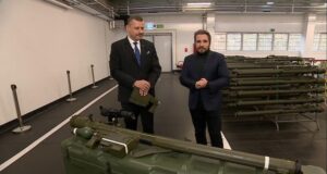 Скаржисько-Каменна: Як працюють протиповітряні системи Piorun? Ми відвідали завод Mesko Скаржисько-Каменна: Як працюють протиповітряні системи Piorun? Ми відвідали завод Mesko