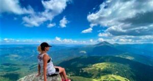 Популярні туристичні маршрути у Карпатах