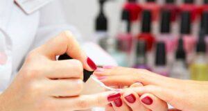 Майстер манікюру: Як стати професіоналом у сфері красивих нігтів