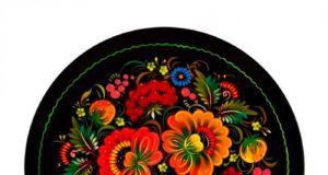 Особливості тарілок з петриківським розписом