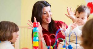 Зарплата воспитателя детского сада в Украине в 2024 году