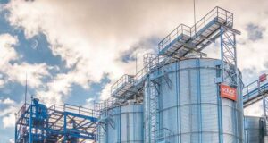 Зерновий елеватор для фермерського господарства: переваги та особливості вибору