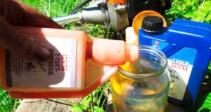 Как смешивать масло для двухтактных двигателей для заливки в садовую технику?