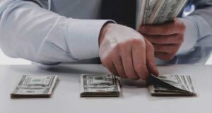 Як швидко взяти гроші на картку без відмови цілодобово МФО допоможе