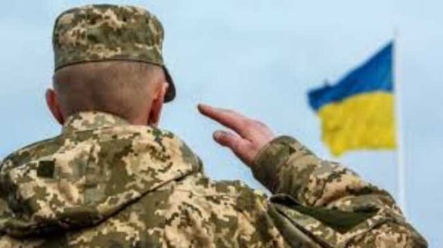 Якою буде зарплата військовим у 2024 році в Україні останні новини
