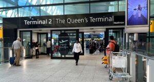 Велика Британія. Країна може відійти від перевірки паспортів в аеропортах. Революція йде Велика Британія. Країна може відійти від перевірки паспортів в аеропортах. Революція йде