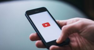 Незвичайна новинка на YouTube. Платформа тестує… кольори каналів Незвичайна новинка на YouTube. Платформа тестує... кольори каналів