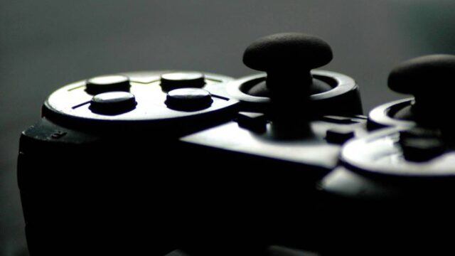 Комп’ютерні ігри під мікроскопом Управління з питань конкуренції та захисту прав споживачів.  Проблеми з PlayStation Store і Steam