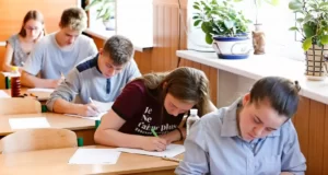 ГИА в 2025 году пройдет в форме ВНО: новшества, обязательные предметы