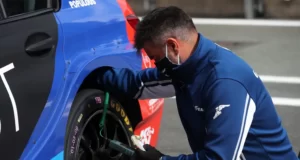 Чи потрібно восени міняти легкосплавні диски на сталеві