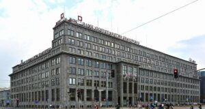 Незвичне відкриття у Варшавському банку. "Професійний і дуже точний" Незвичне відкриття у Варшавському банку. "Професійний і дуже точний"