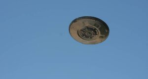 Звіти про НЛО – це теорії змови, створені Пентагоном? ЗМІ о. "Програми таємної зброї" Звіти про НЛО - це теорії змови, створені Пентагоном? ЗМІ о. "Програми таємної зброї"