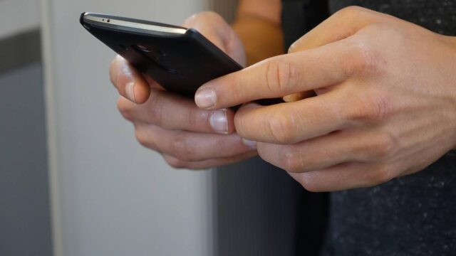 Росія блокує популярні програми. Причина може здивувати
