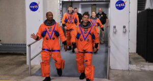 Космічний політ до місяця. NASA дає термін новаторську місію Космічний політ до місяця. NASA дає термін новаторську місію