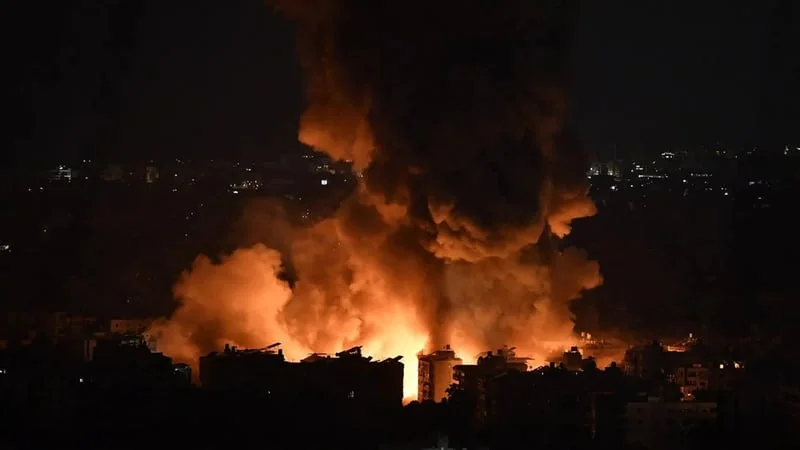 Вибухи від балістичних ракет у Києві вночі перед тривогою