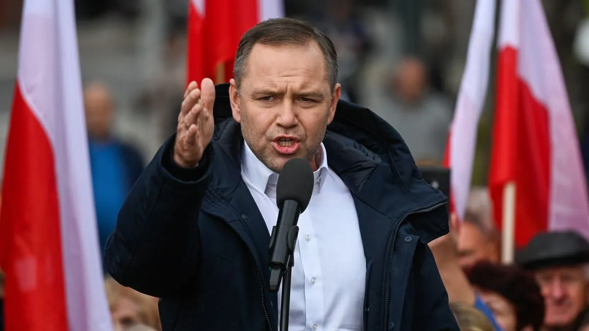 Представник канцелярії Навроцького виступає щодо розсекречення допомоги Україні